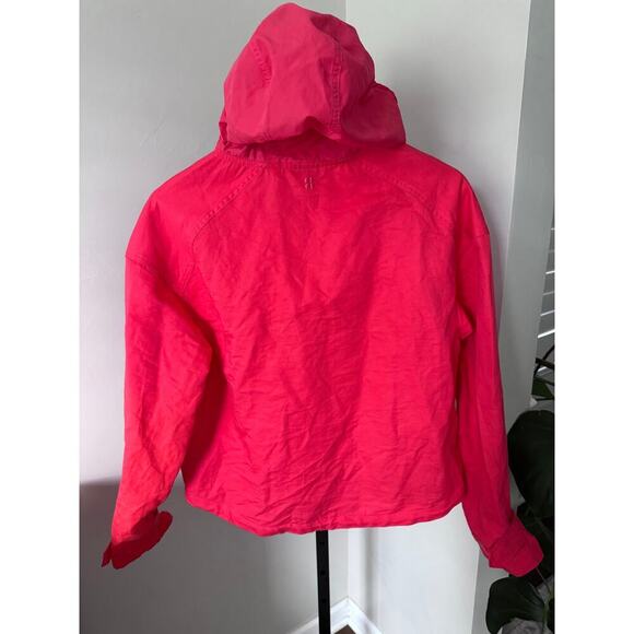 Sweaty Betty Red Light Weight Hooded Jacket - Picture 5 of 5